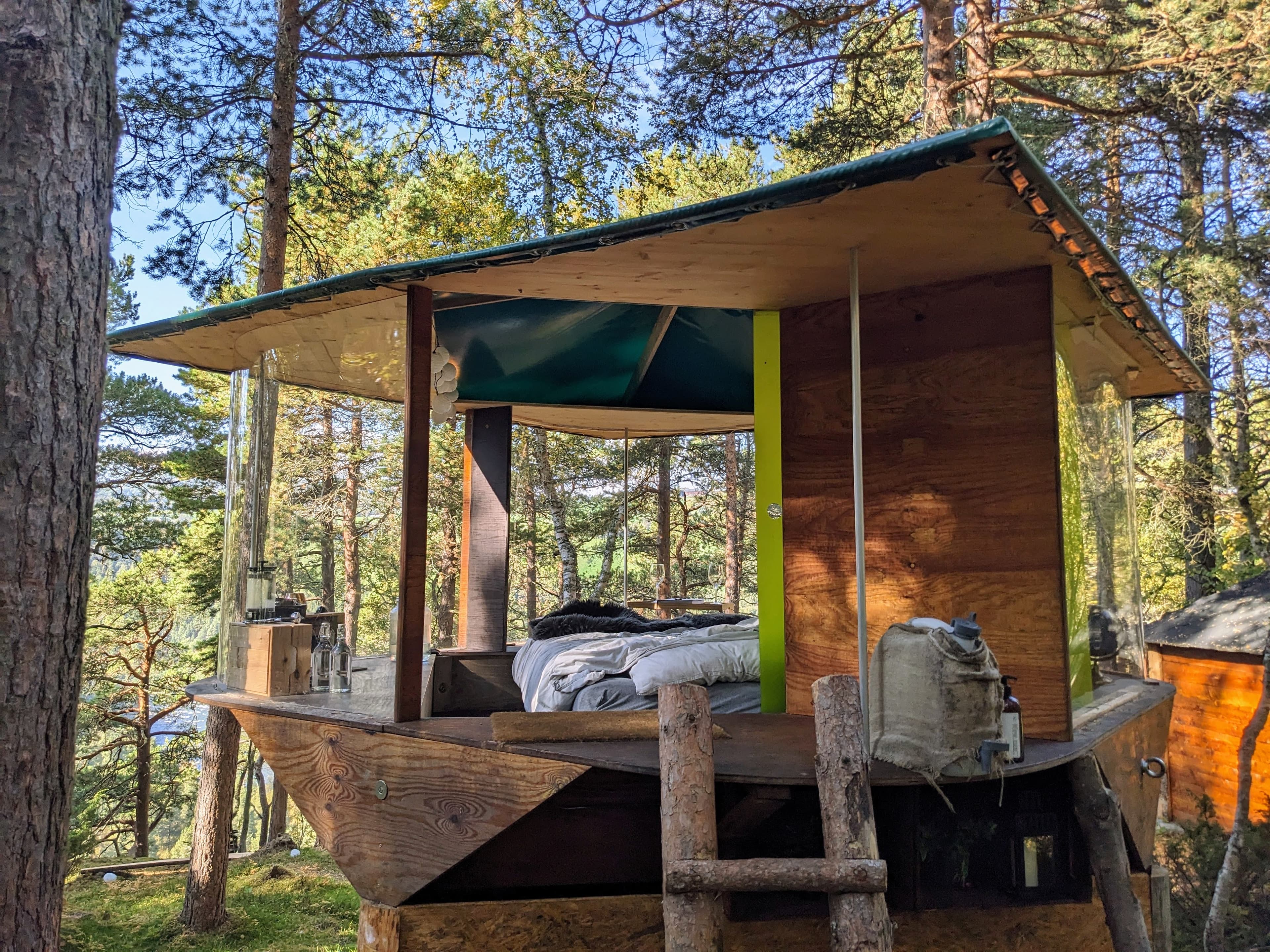 Tree house at Wild River Glamping